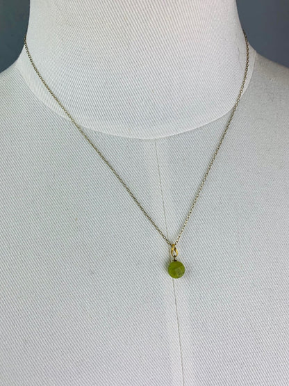 Delicate Goldtone 18" Necklace Green Faceted Removable Stone Pendant