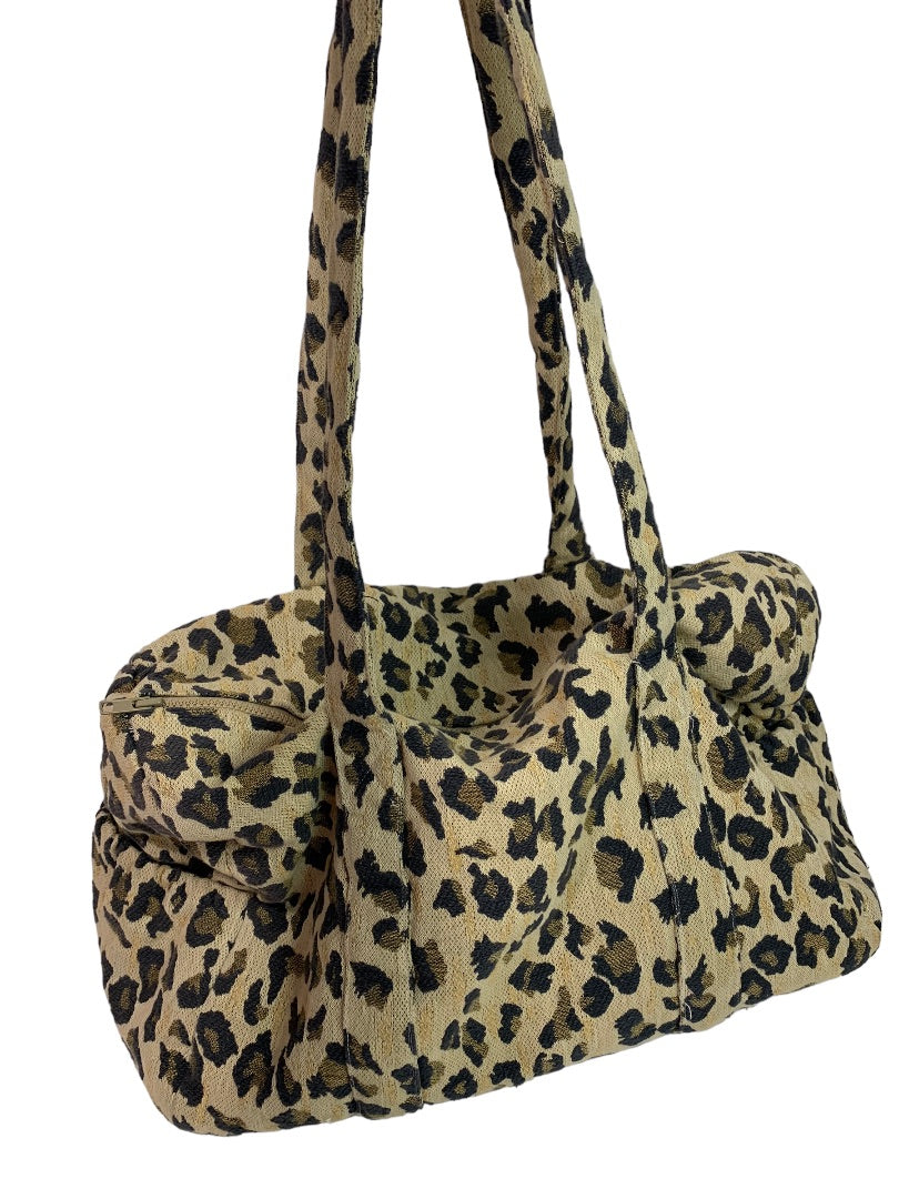 Carrying On Philadelphia Brand Leopard Print Duffle Bag Fabric Lined Pockets