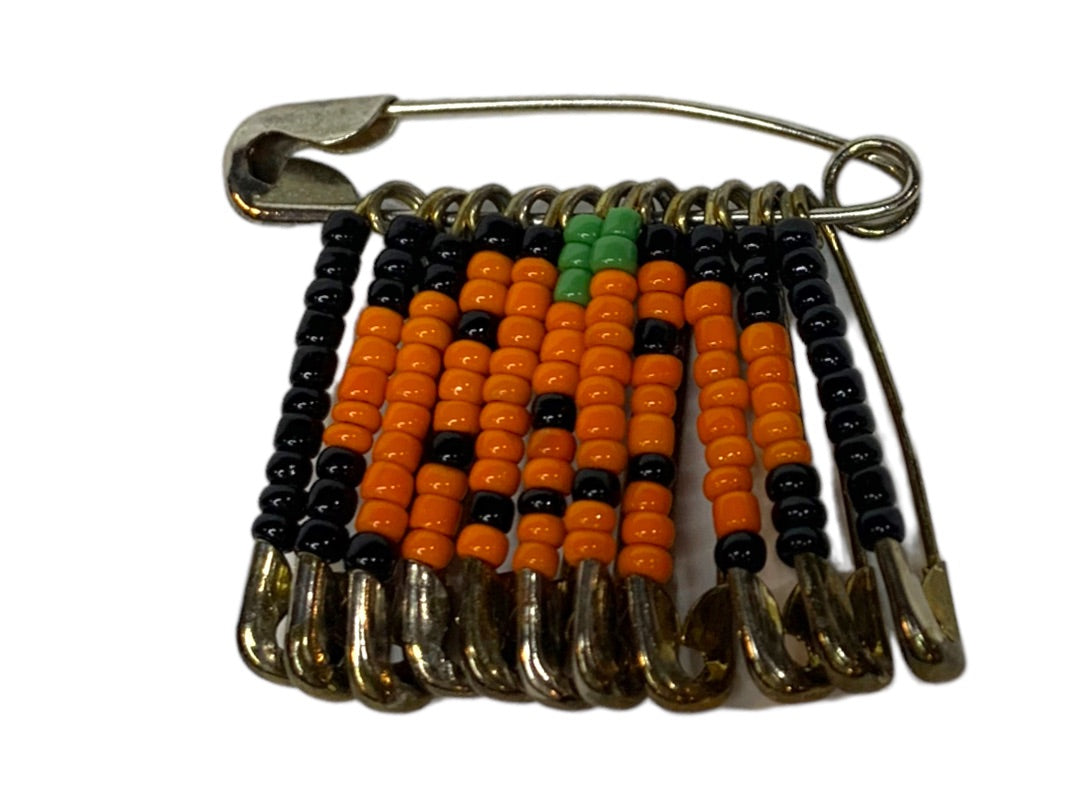 Handmade Safety Pin Brooch Halloween Pumpkin Jack-o-Lantern 1.5"