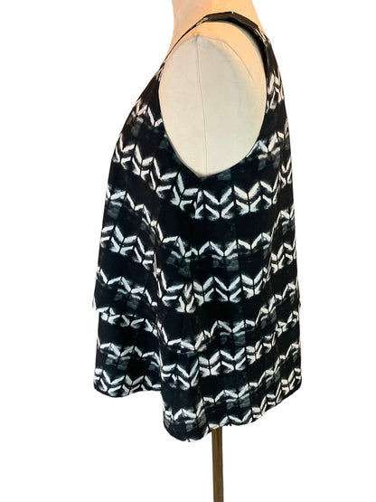 Medium Merona Women's Black White Layered Sleeveless Pullover V-Neck Blouse