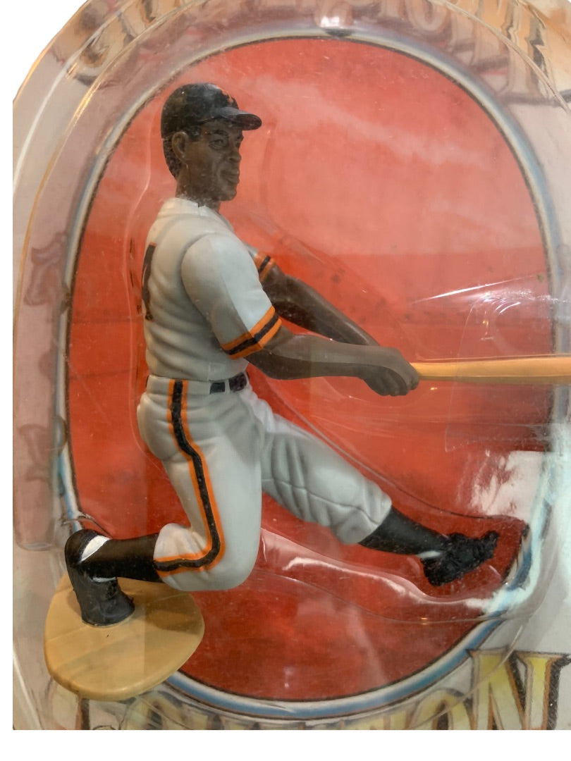 Willie Mays 1994 Cooperstown Collection Starting Lineup MLB Figure and Card