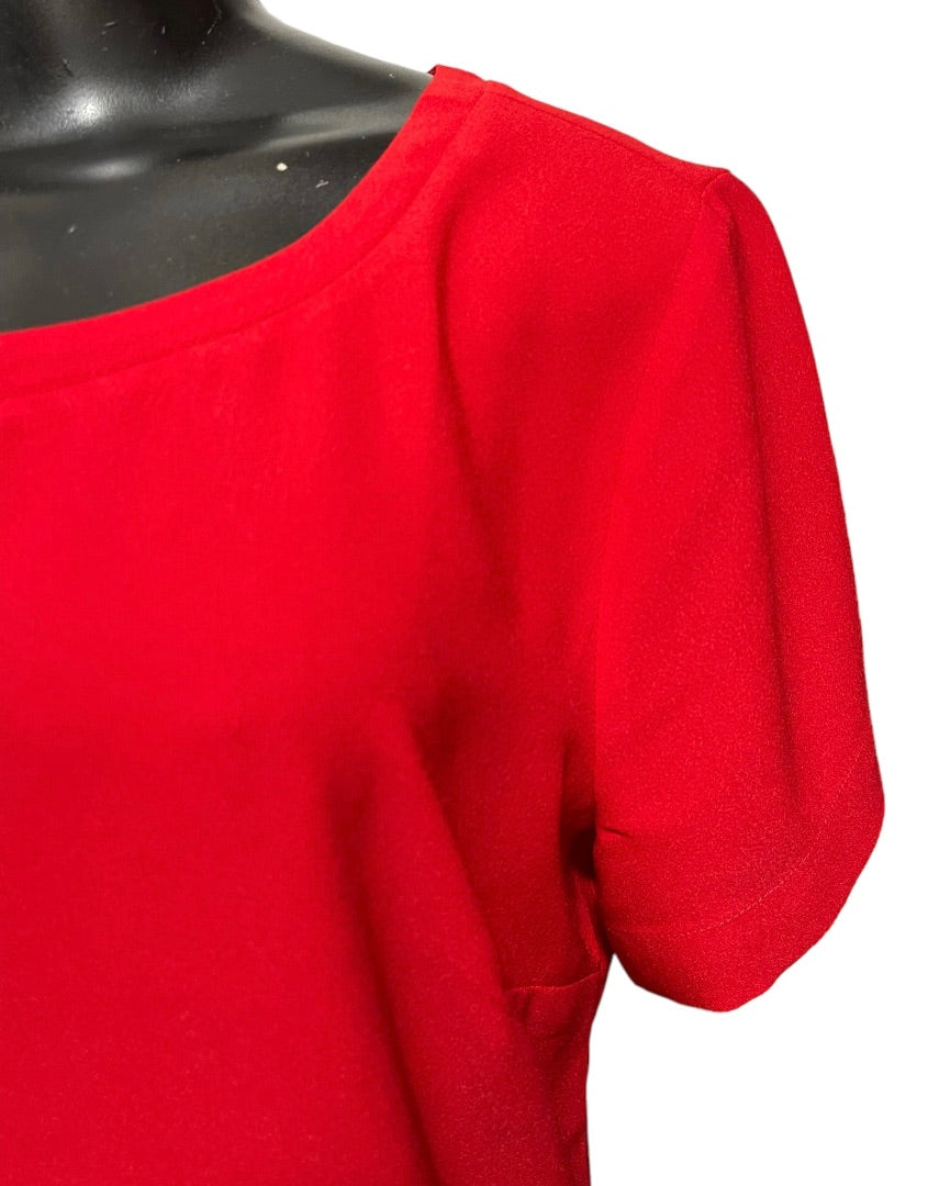 Medium Ann Taylor  Short Sleeve Round Neck Blouse Red Pullover