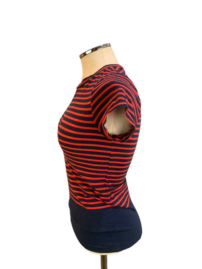 Small Banana Republic Women's Navy Blue Red Striped Fitted Tshirt