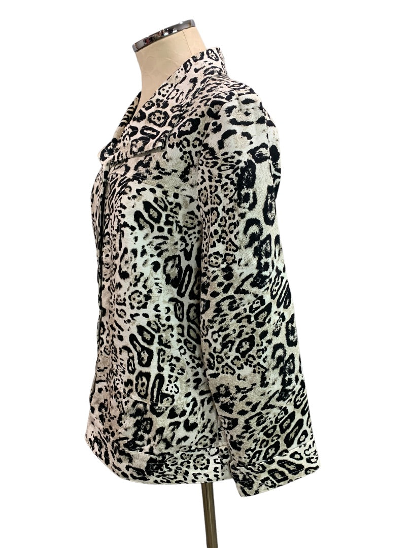 Large (12) Chico's Women's Animal Print Cotton Canvas White Black Brown