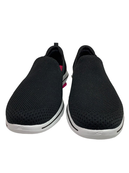 Size 9 Skechers Women's Go Walk 5 Prized Sneaker Black Pull On 15900