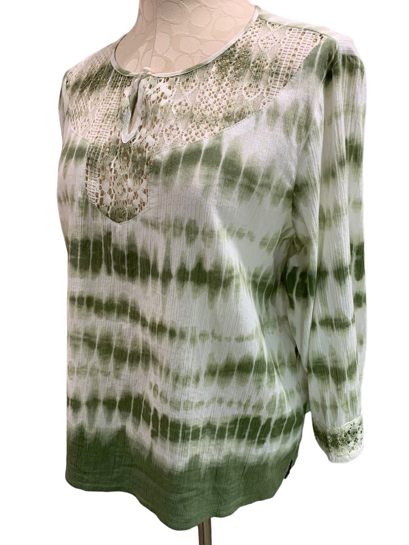 Size 14P Alfred Dunner Petites Women's Green Tie Dye Boho Style Blouse Popover