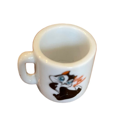 Tickle my Whiskers Looney Tunes Mini Mugs 1.25" 2003