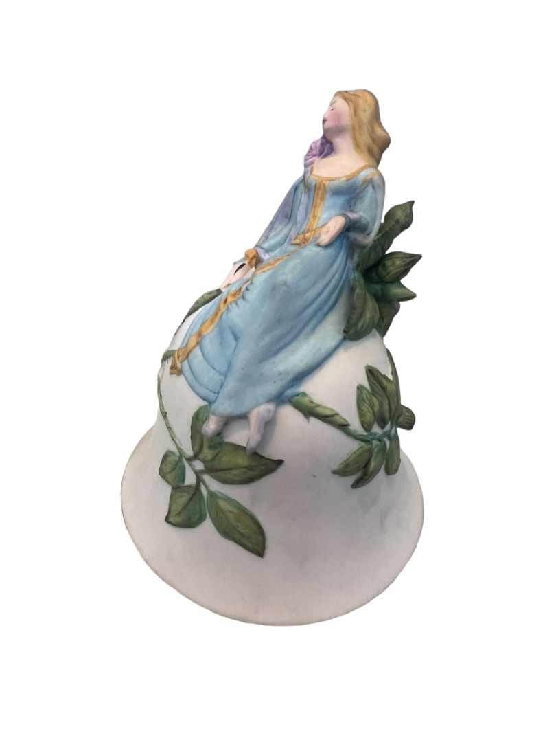 Sleeping Beauty Disney Bell Figurine Trina Hyman Franklin Porcelain Studios 1984