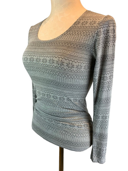 Small 32 Degrees Heat Women's Gray Fair Isle Print Scoop Neck Base Layer Shirt