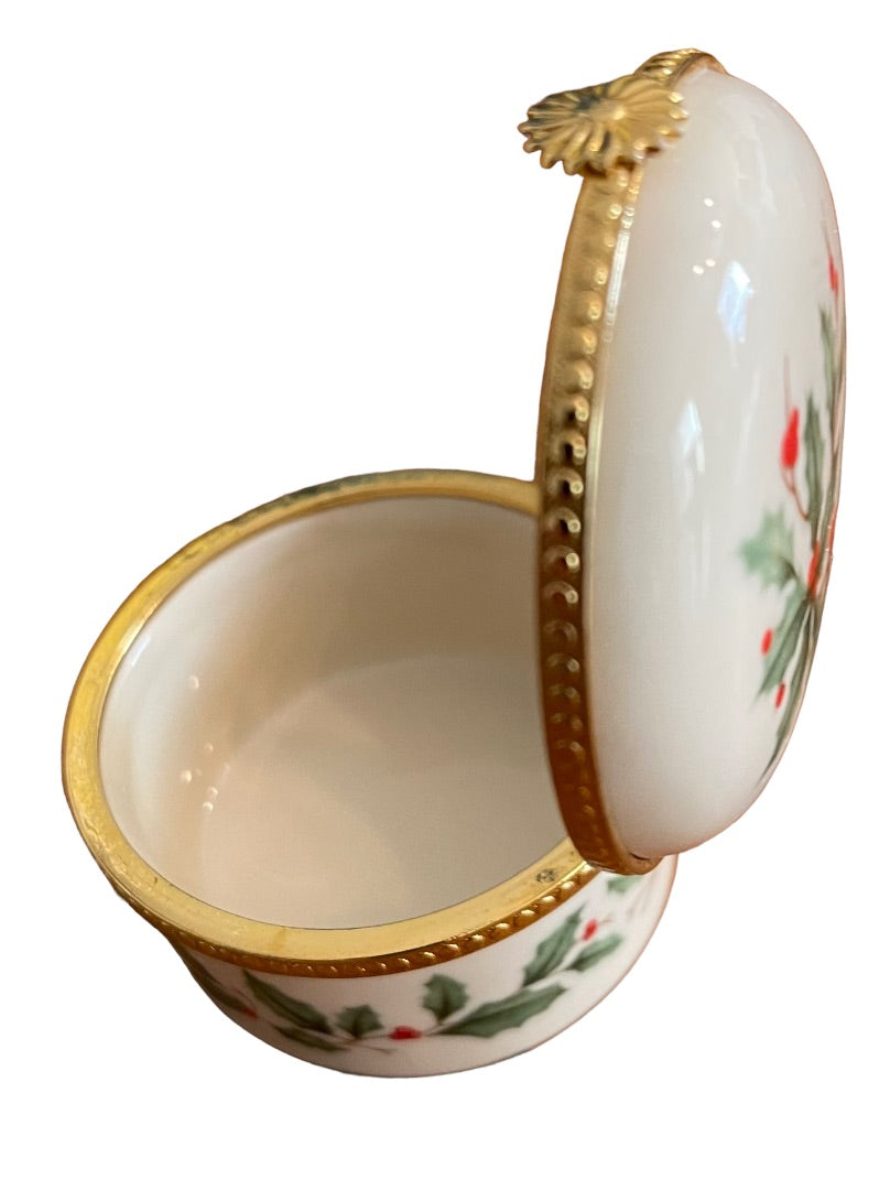 Lenox Porcelain Christmas Hinged Holly Berry Gold Trim Trinket Box