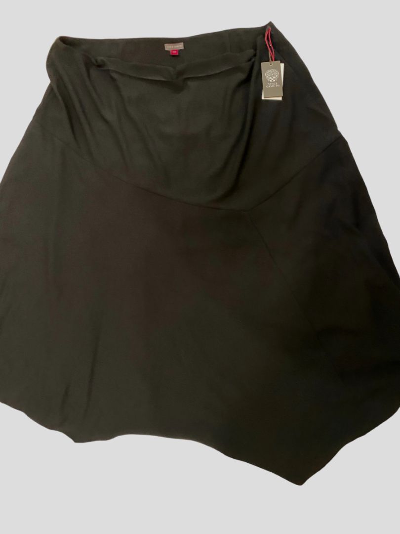 24W NWT Vince Camuto Black Skirt Asymmetrical Hem