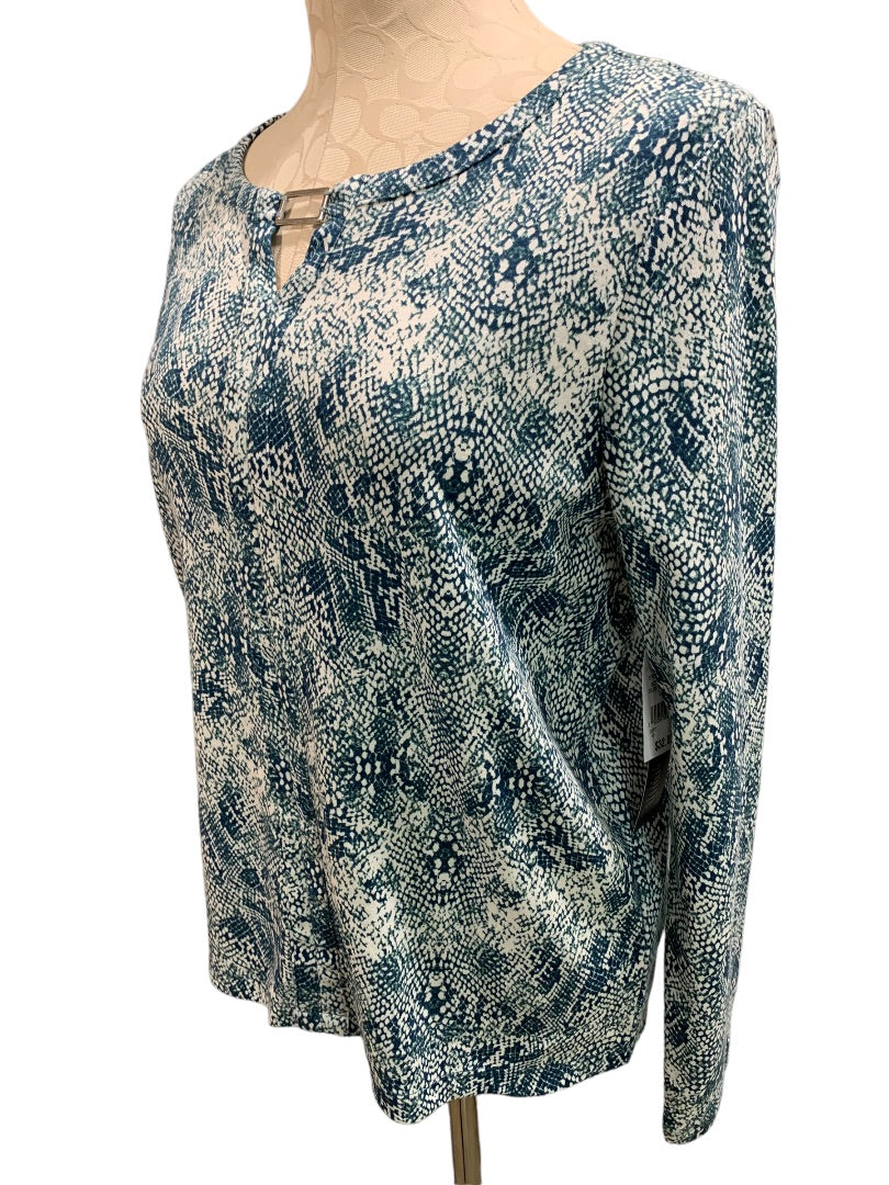 Large Petite Hastings & Smith Women's Pullover Print Top V-Neck