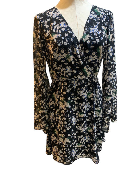 1 June & Hudson Floral Print Faux Wrap Dress Junior Women's Lined Sheer Sleeve