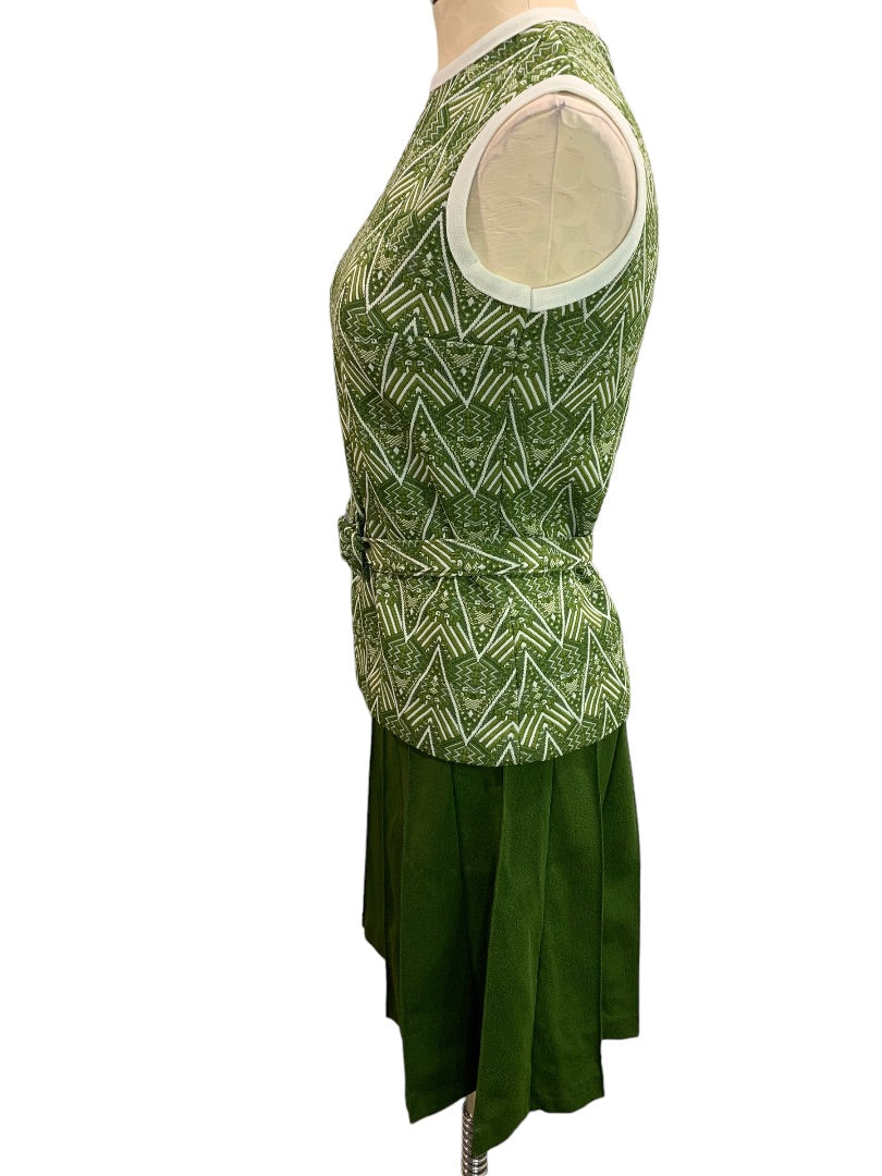 1960s Vntage Polyester Skirt Outfit Green White Sleeveless Mod Belt Pattern