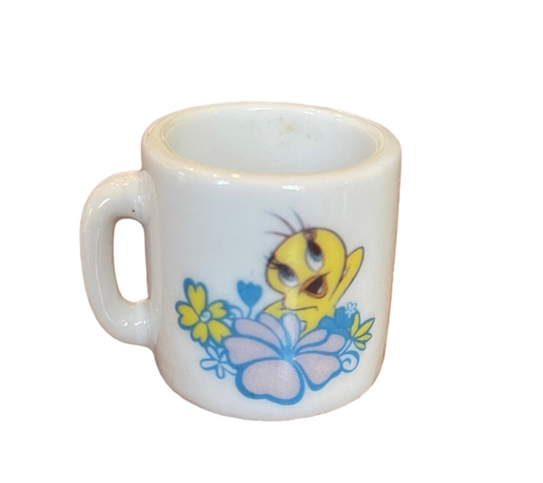 2003 WB Warners Brothers Looney Tunes Mini Mug 1.25" Tweety Flowers