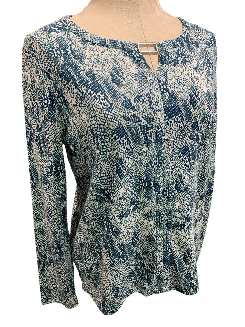 Large Petite Hastings & Smith Women's Pullover Print Top V-Neck