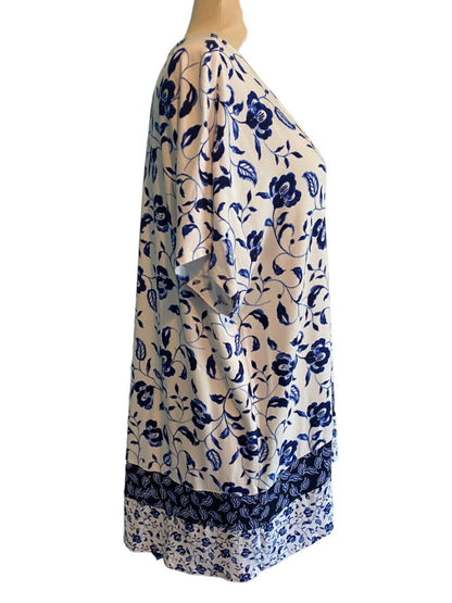 Large J. Jill Wearever Floral Short Sleeve Tunic Blue White Tshirt Scoop Neck
