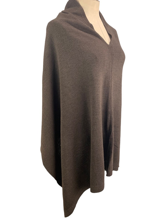 One Size Women's Brown Poncho Coffee Color Acrylic Split Neck New 23.6" x 34.6"