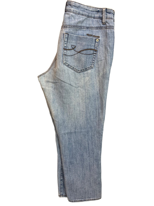 8 DKNY Jeans Women's Light Wash Denim Distressed Relaxed Fit Straight Leg 27" Inseam