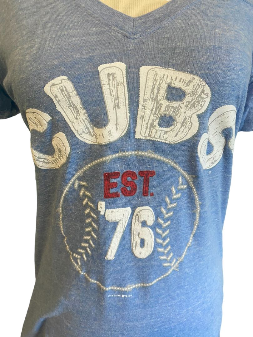 Large Chicago Cubs 5th & Ocean Baseball V-neck T-shirt