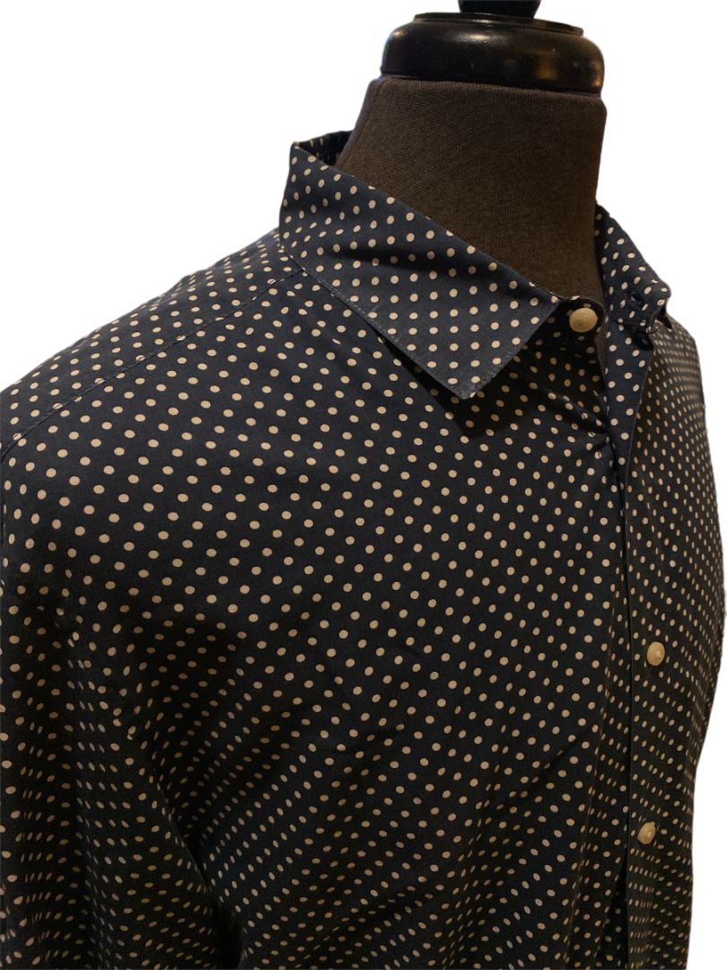 Large H&M Men's Navy Polka Dot Button Down Shirt