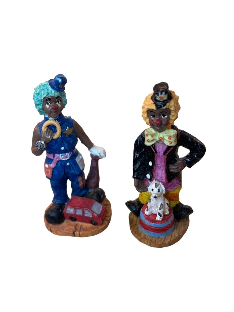 1999 Resin Clown Figurine Brown Skin Set of 2 Dog  Magic 2.5"