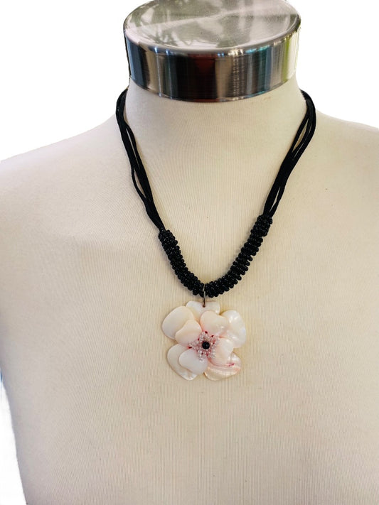 Vintage 1990s Shell Flower Pendant 18-20" Necklace Bead Embellished