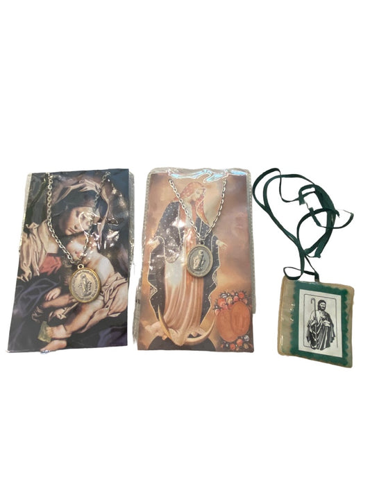 Catholic Christian Medals on Chain Mary Pope John Paul Set of 2 New on Prayer Cards