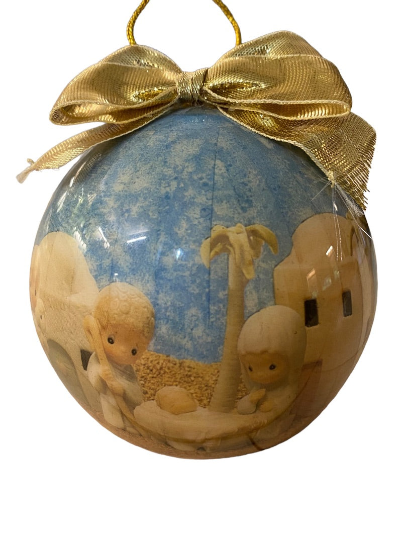 Enesco Vintage 1991 Christmas Plastic Ornament Precious Moments Nativity Scene Ball