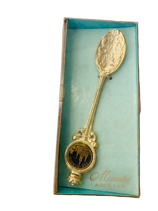 Vintage Mementos Made in USA Souvenir Spoon New Orleans Ornate in Box 4.75"