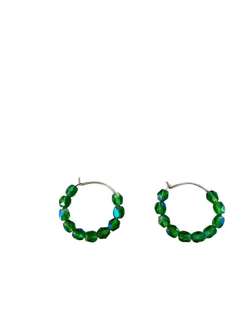 Pierced Silvertone Green Beaded Hoop Earrings Pierced Latch Back .8" Diameter