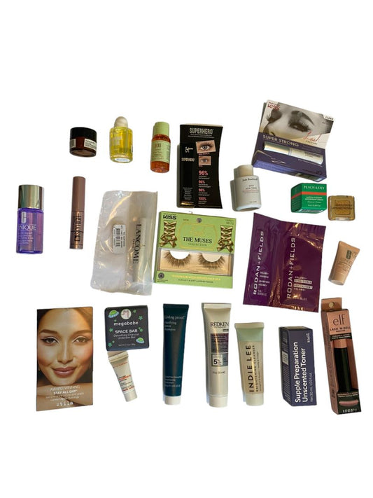 Mixed Lot of Toiletries and Beauty Samples 22 Pc Megababe Smashbox Lancome it Perricone MD Clinique Stila and more - no cosmetic case