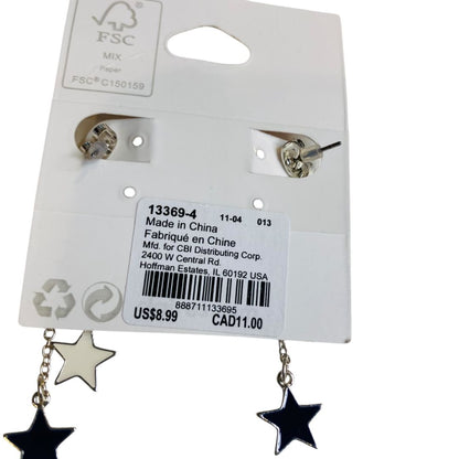 Claires New Post Pierced Earrings Silvertone Stars Patriotic USA 2.5 Inch Drop