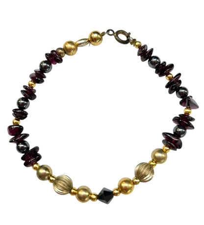 Beaded 7.5 Inch Spring Clasp Bracelet Goldtone Black White