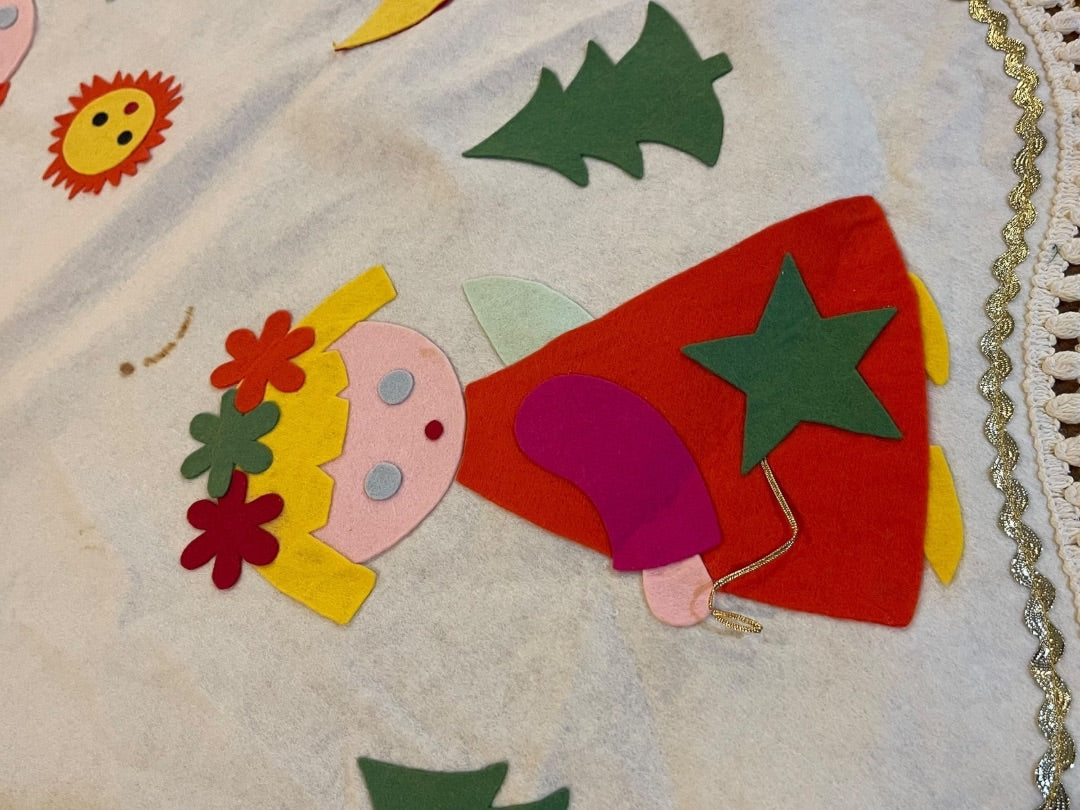 Midcentury Felt Tablecloth Holiday Christmas Kitschy 44 x 48 Inches Oblong