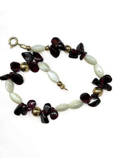 Beaded White Purple Chip Stones Goldtone Bracelet 7.5 Inch