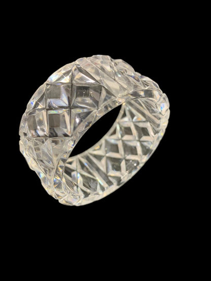 Set of 16 Clear Acrylic Crystal Look Napkin Rings Diamond Pattern