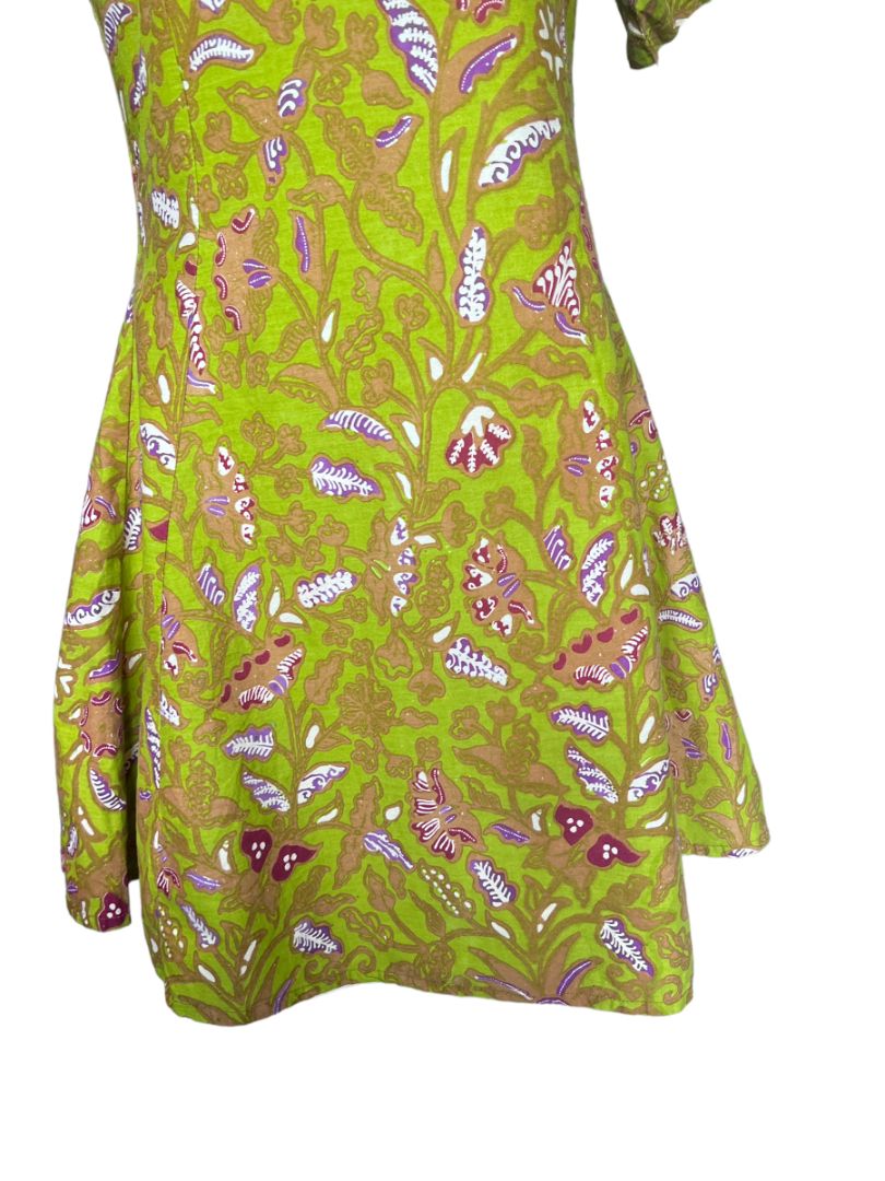 Size Medium Batik Dewi Aori Indonesia Green Dress