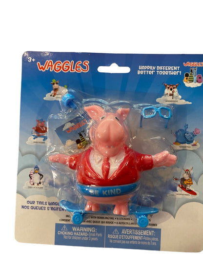 Waggles New Figurine Toy and Accessories Smile-n'oink Ages 3+ Pig Skateboard