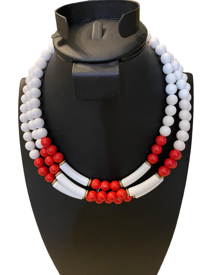 Red White Triple Strand Vintage 1960s Acrylic Beaded Statement Necklace 19"