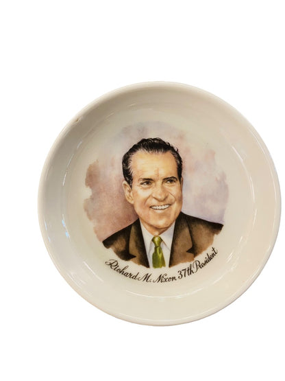 Vintage 1970 Richard M. Nixon 37th President Plate 4.1"