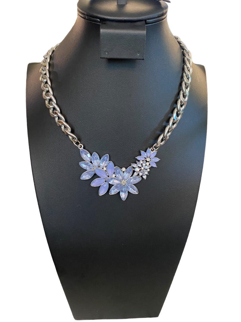 Silvertone Lavender Floral Statement 16.5"-19" Lays Flate Necklace