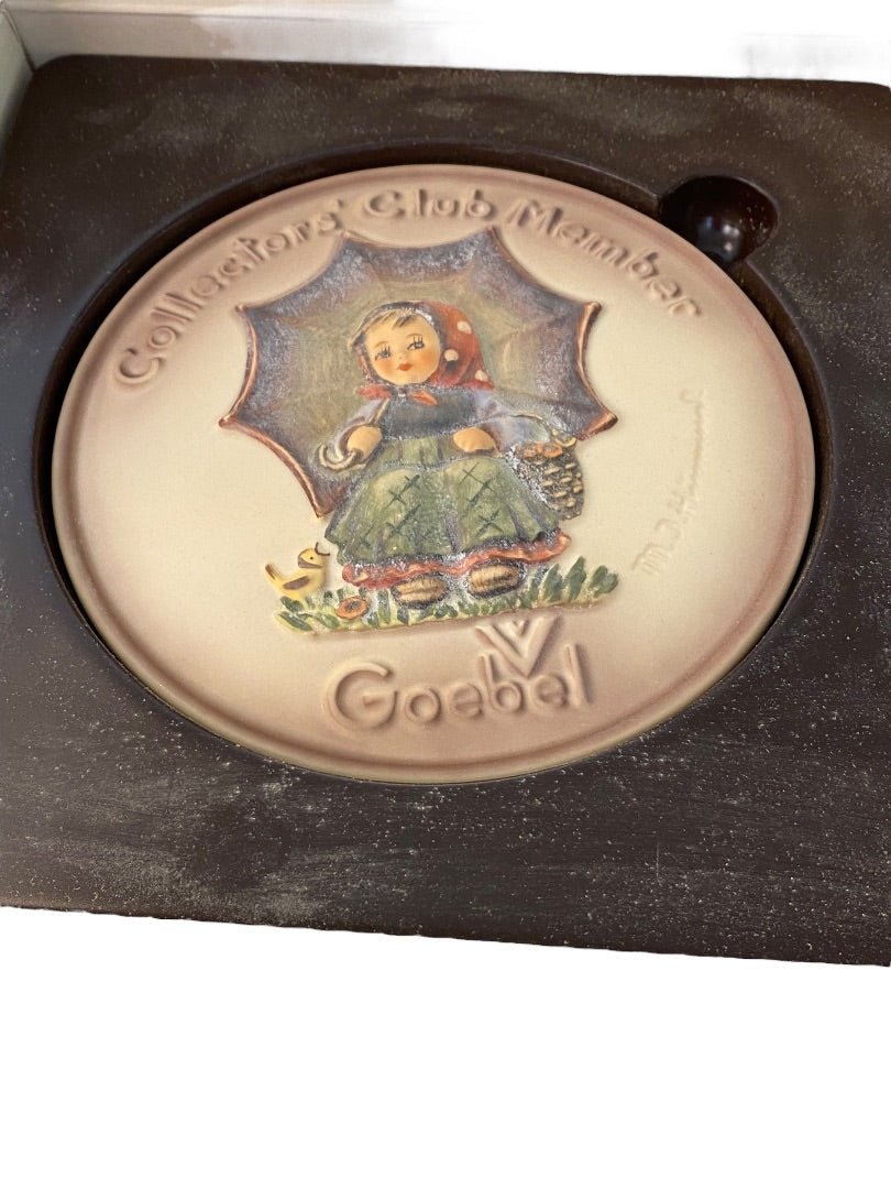 Goebel Collectors Club Member Plate Special Edition No 2 Hum690 1978