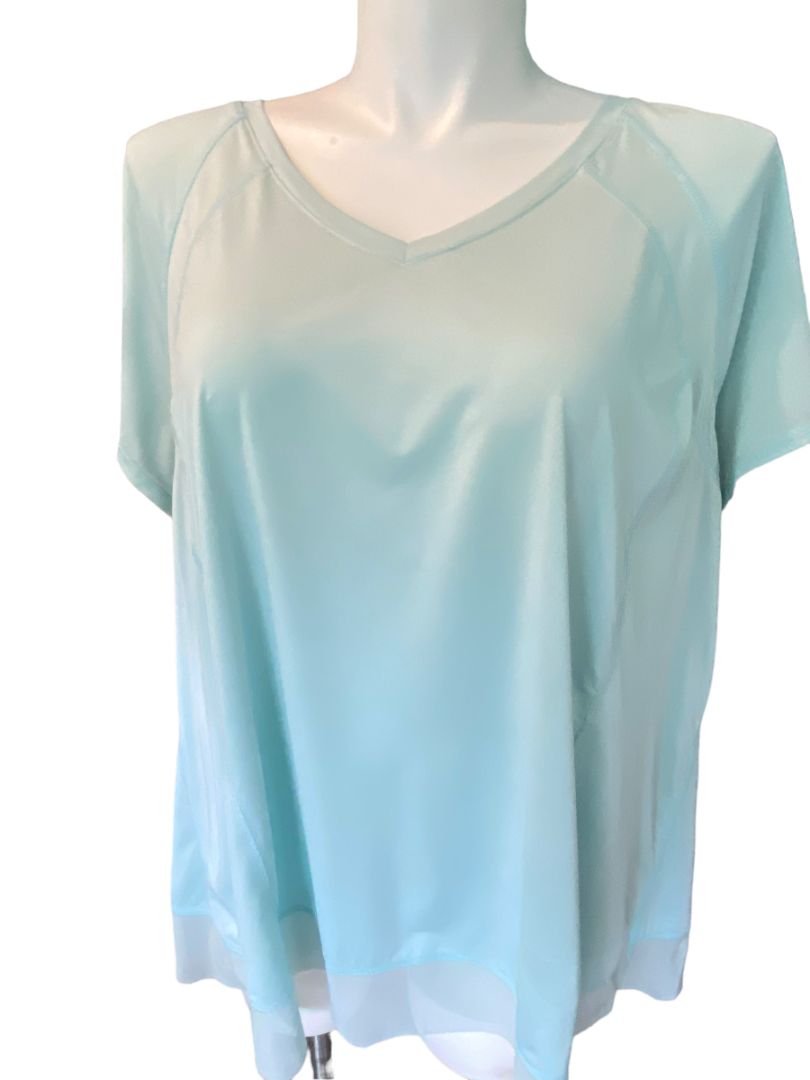 22/24 Livi Active Light Blue Short Sleeve Workout Top Shirt Workout Athletic