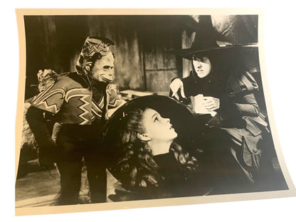 The Wizard of Oz Reproduction of Continuity Script with 5 Photos