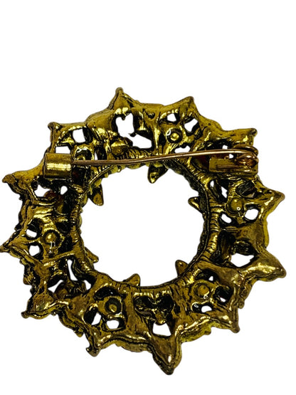 Brooch Pin Goldtone Wreath Red Crystals 1.75 Inch Diameter