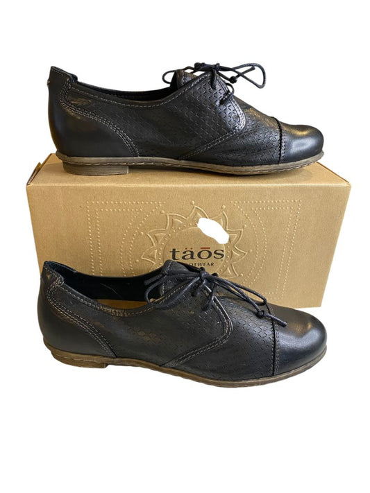 Size 38 (US 7-7.5) Taos Jiminy Lace Up Womens Shoes 2677 Black