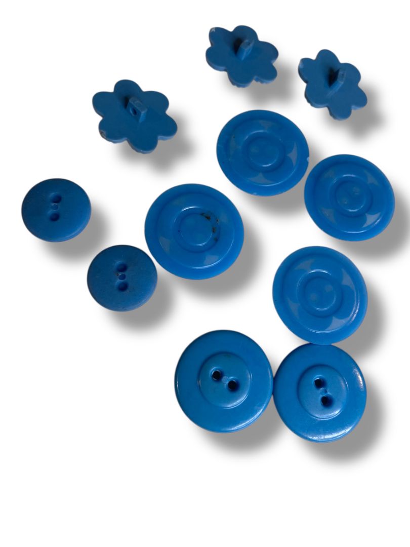 Lot of 11 Midcentury Buttons Plastic Assorted Blue Floral Clover