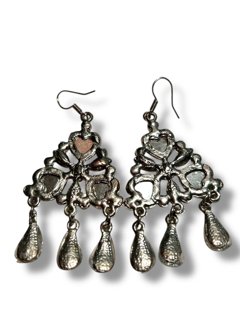 Silvertone Fishhook Pierced Earrings Floral Heart 2.5" Drop