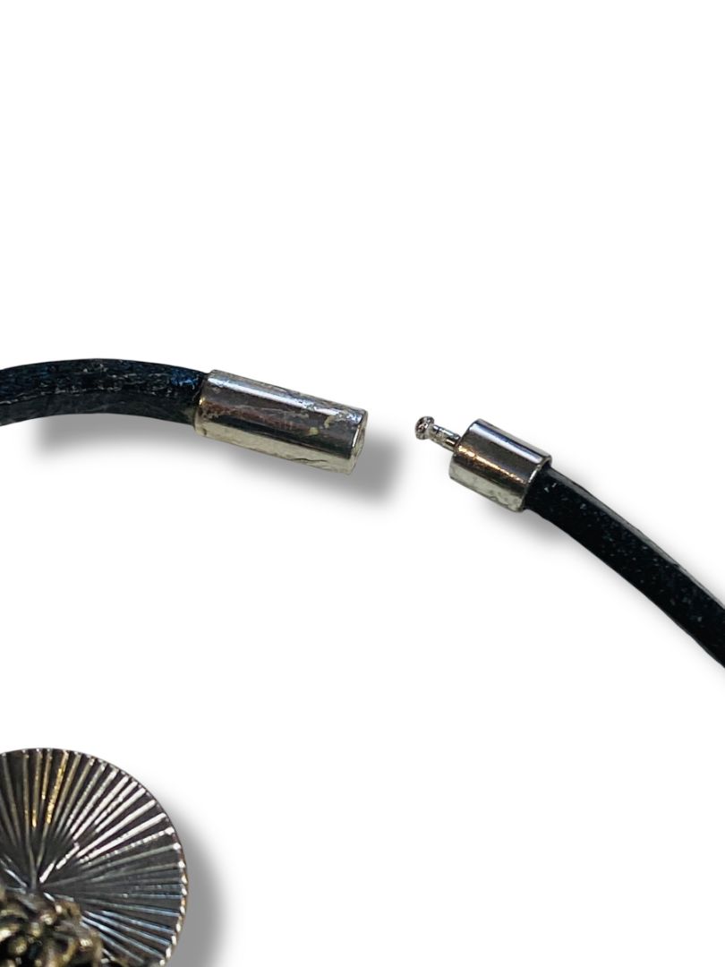 Travel Theme 10 Charm Bracelet 8" Black Leather Cord Silvertone